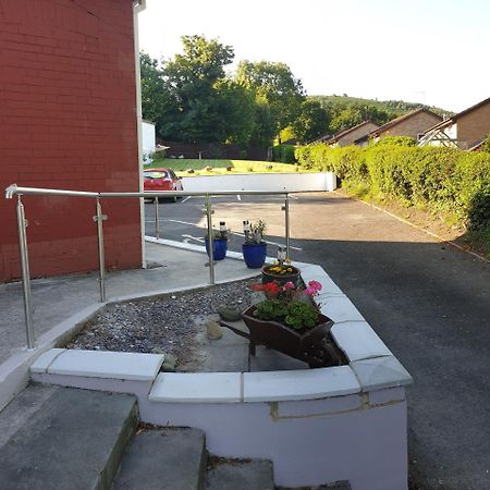 Ty Castell Guest House Caerphilly Buitenkant foto