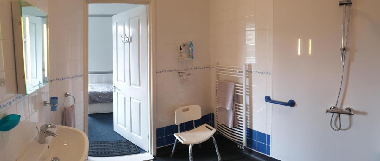 Ty Castell Guest House Caerphilly Buitenkant foto