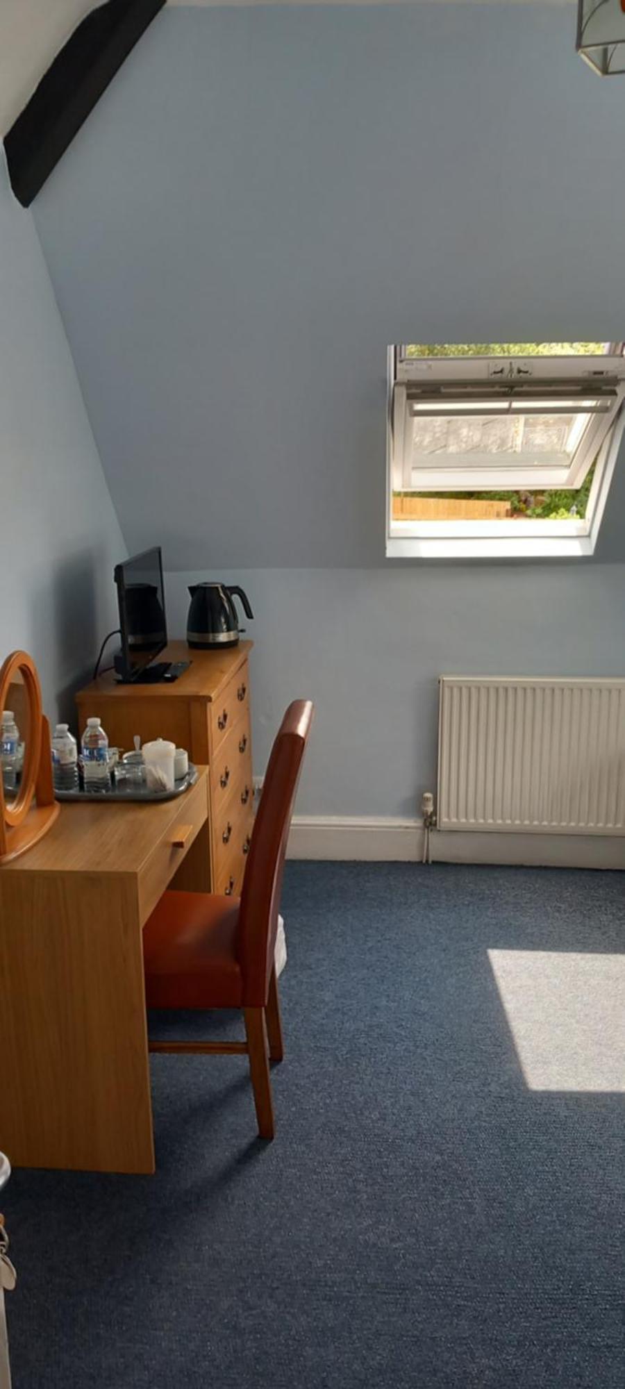 Ty Castell Guest House Caerphilly Buitenkant foto
